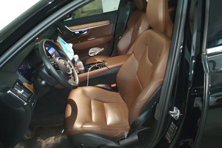 Used Volvo S90 New Energy 2022 T8 eDrive Hybrid Luxury Edition Left Front Seat