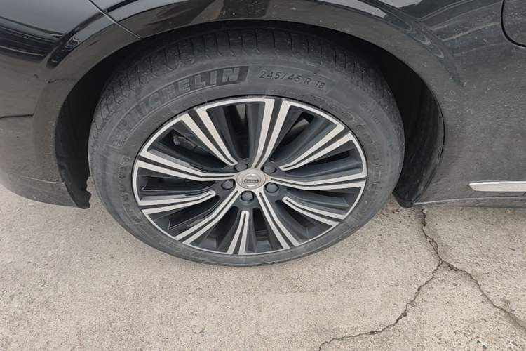 Used Volvo S90 New Energy 2022 Restyled T8 E-Drive Hybrid Zhiyi Luxury Edition Left Front Wheel Hub