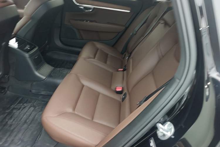 Used Volvo S90 New Energy 2022 Restyled T8 E-Drive Hybrid Zhiyi Luxury Edition Left Rear Seat