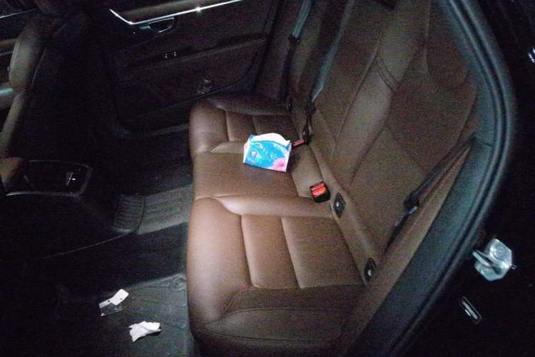 Used Volvo S90 New Energy 2022 T8 eDrive Hybrid Luxury Edition Left Rear Seat