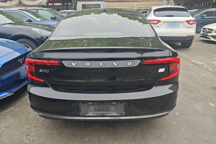 Used Volvo S90 New Energy 2022 T8 eDrive Hybrid Luxury Edition Rear