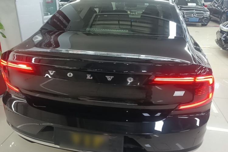 Used Volvo S90 New Energy 2022 T8 eDrive Hybrid Luxury Edition Rear