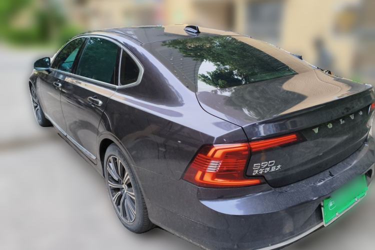 Used Volvo S90 New Energy 2022 T8 eDrive Hybrid Luxury Edition Rear Left 45 Deg