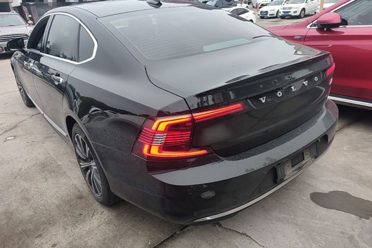 Used Volvo S90 New Energy 2022 Restyled T8 E-Drive Hybrid Zhiyi Luxury Edition Rear Left 45 Deg