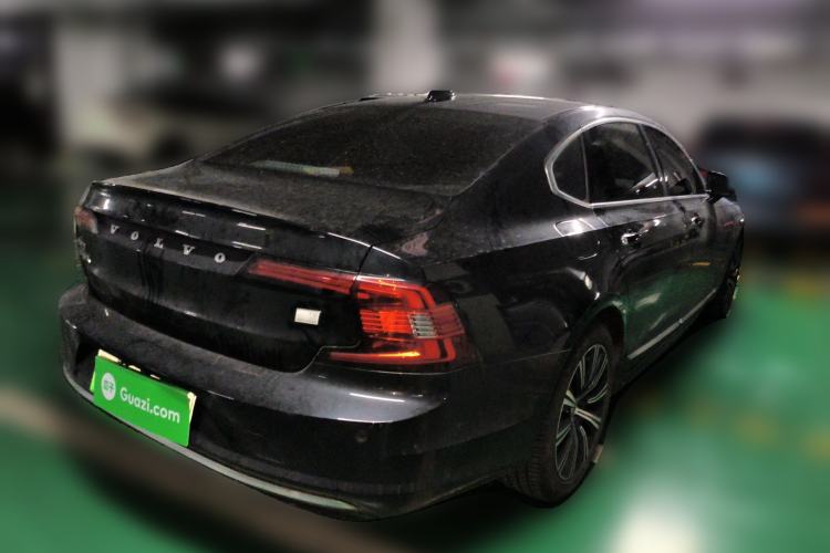 Used Volvo S90 New Energy 2022 T8 eDrive Hybrid Luxury Edition Rear Right 45 Deg