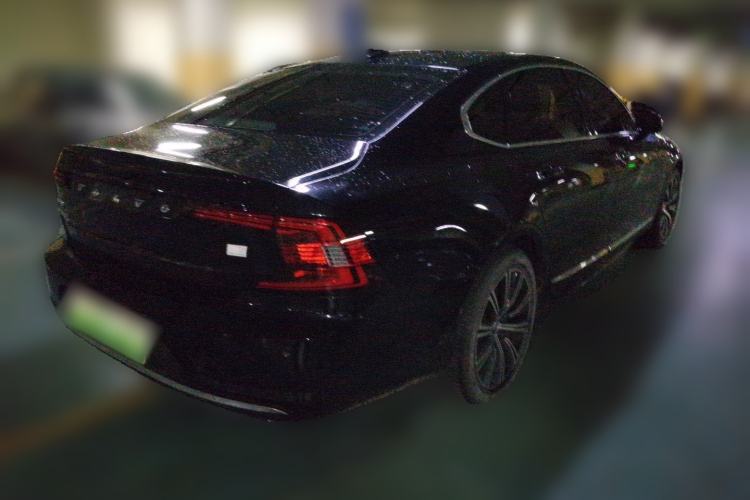 Used Volvo S90 New Energy 2022 T8 eDrive Hybrid Luxury Edition Rear Right 45 Deg