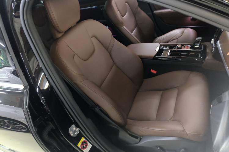 Used Volvo S90 New Energy 2022 Restyled T8 E-Drive Hybrid Zhiyi Luxury Edition Right Front Seat