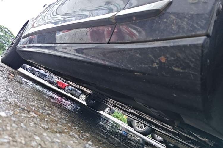 Used Volvo S90 New Energy 2022 T8 eDrive Hybrid Luxury Edition Right Side Sill