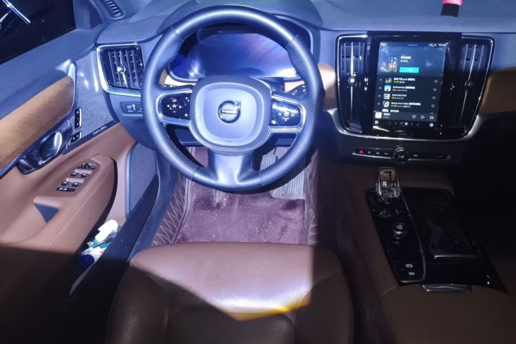Used Volvo S90 New Energy 2022 T8 eDrive Hybrid Luxury Edition Steering Wheel