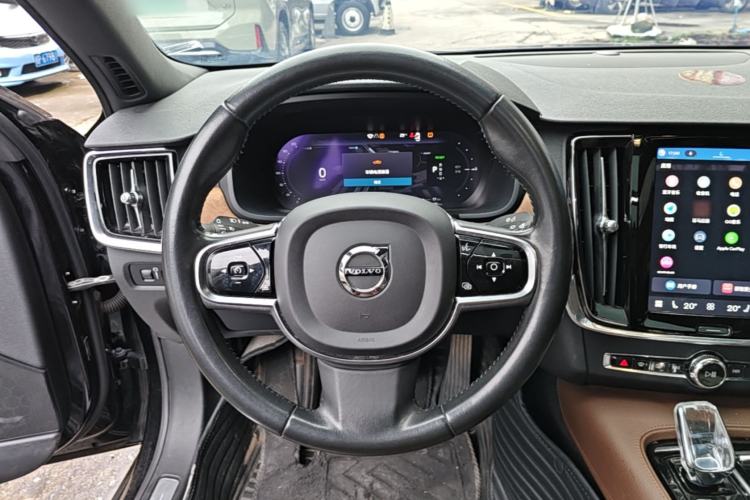 Used Volvo S90 New Energy 2022 T8 eDrive Hybrid Luxury Edition Steering Wheel