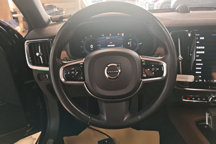 Used Volvo S90 New Energy 2022 Restyled T8 E-Drive Hybrid Zhiyi Luxury Edition Steering Wheel