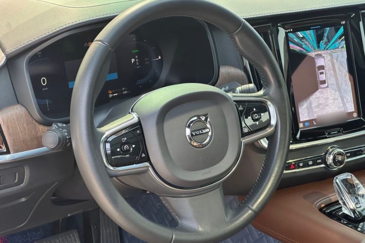 Used Volvo S90 New Energy 2022 T8 eDrive Hybrid Luxury Edition Steering Wheel