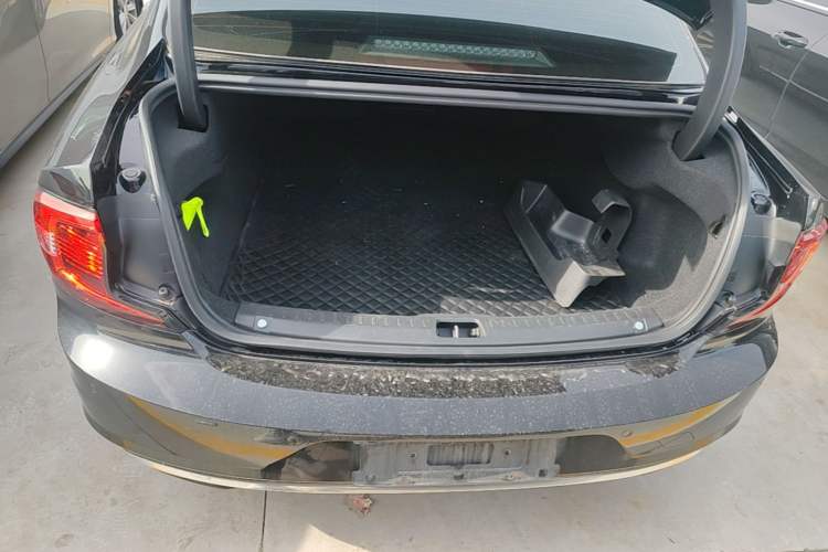 Used Volvo S90 New Energy 2022 T8 eDrive Hybrid Luxury Edition Trunk