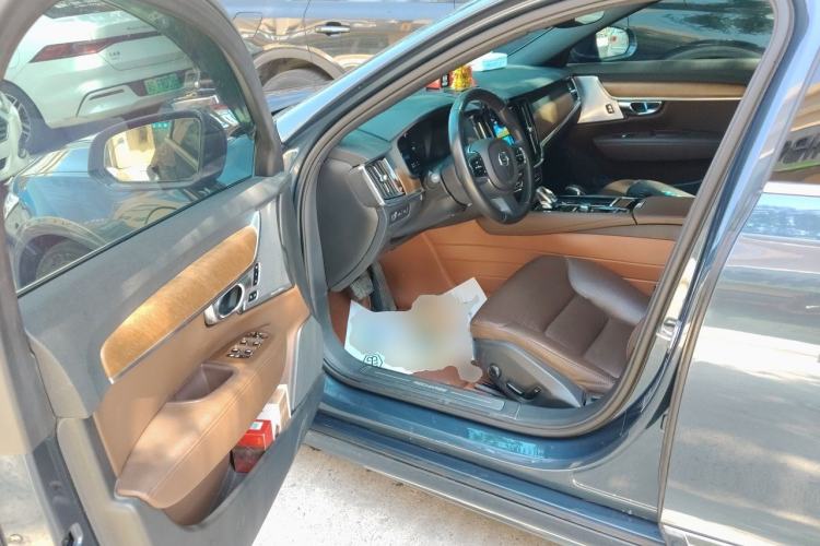 Used Volvo S90 New Energy 2022 T8 eDrive Hybrid Luxury Edition Driver Seat