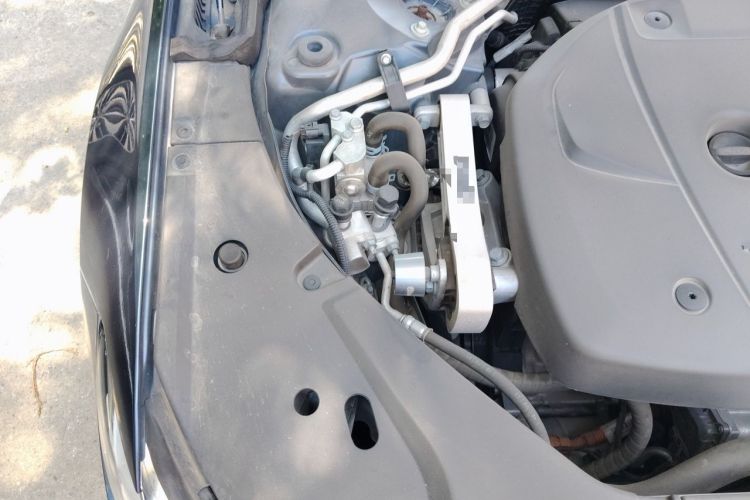 Used Volvo S90 New Energy 2022 T8 eDrive Hybrid Luxury Edition Engine Bay Right