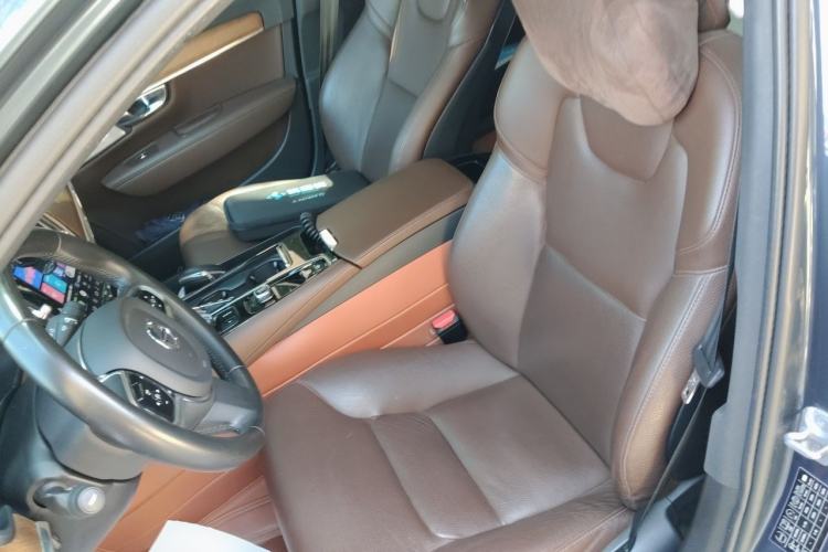 Used Volvo S90 New Energy 2022 T8 eDrive Hybrid Luxury Edition Left Front Seat