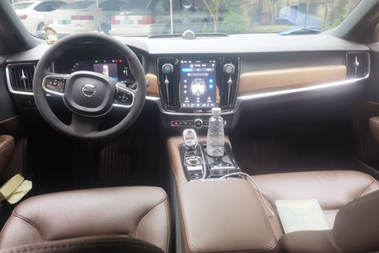 Used Volvo S90 New Energy 2022 Restyled T8 E-Drive Hybrid Zhiyi Luxury Edition Center Console