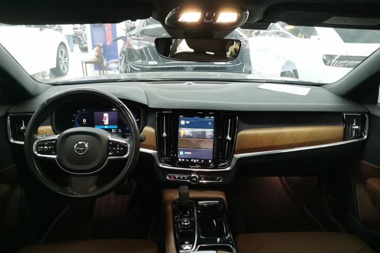 Used Volvo S90 New Energy 2022 Restyled T8 E-Drive Hybrid Zhiyi Luxury Edition Center Console