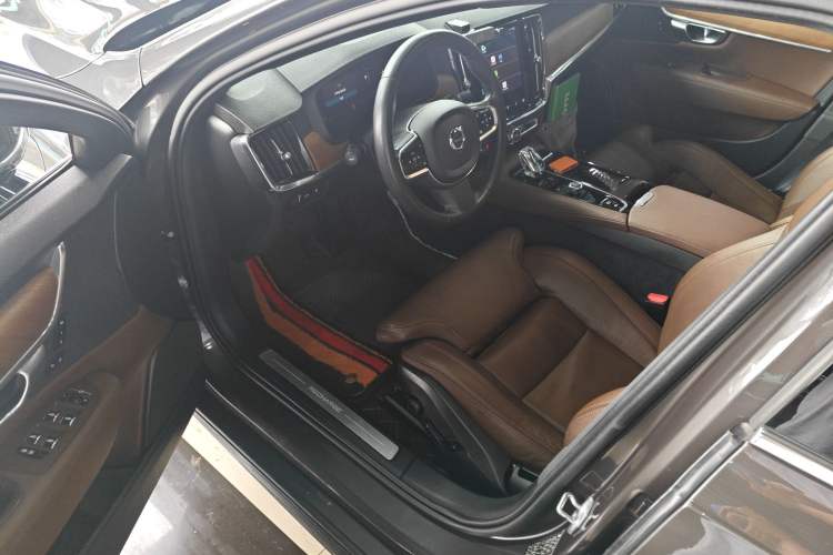 Used Volvo S90 New Energy 2022 Restyled T8 E-Drive Hybrid Zhiyi Luxury Edition Driver Seat