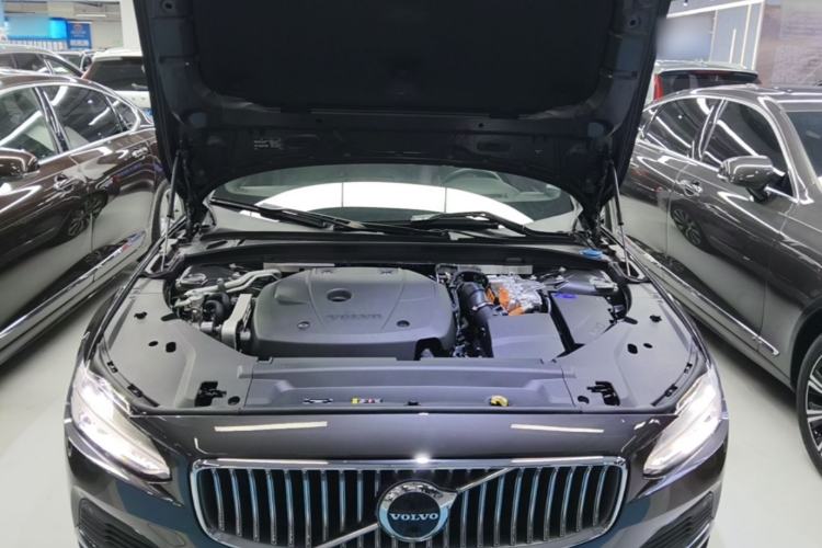 Used Volvo S90 New Energy 2022 Facelift T8 E-Drive Hybrid Intelligent Luxury Edition Engine Bay