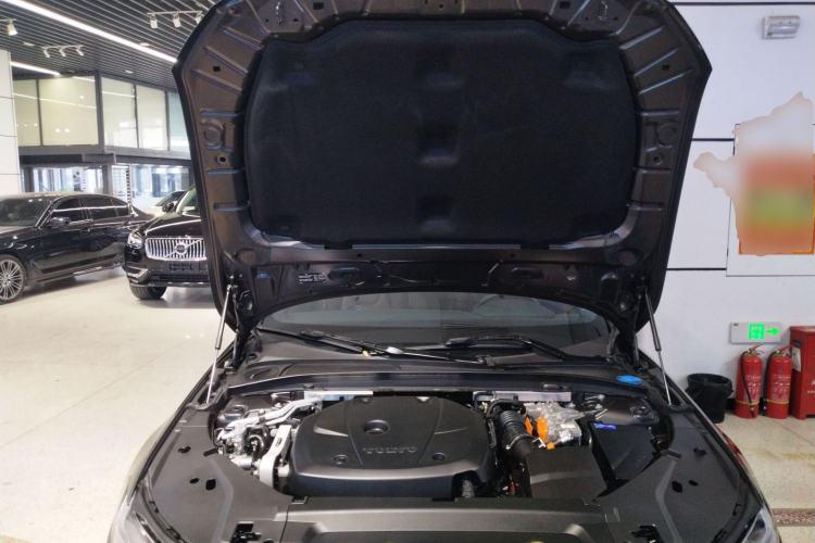 Used Volvo S90 New Energy 2022 Restyled T8 E-Drive Hybrid Zhiyi Luxury Edition Engine Bay