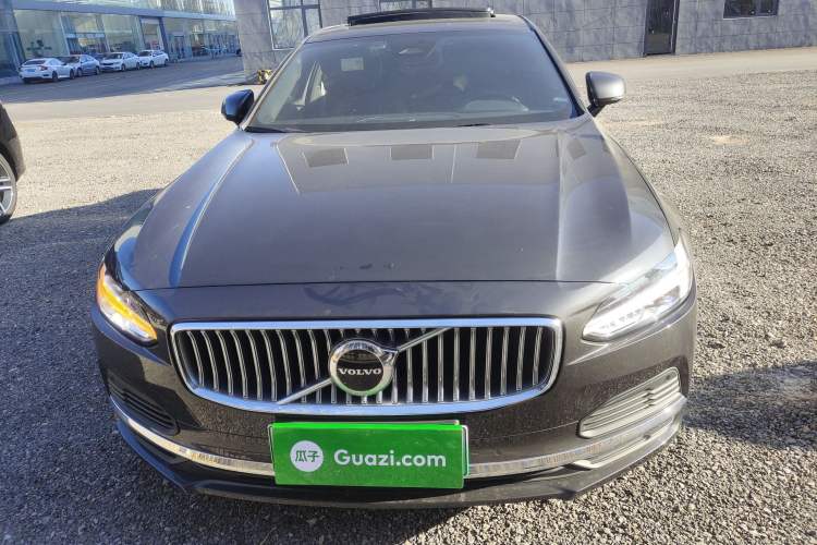 Used Volvo S90 New Energy 2022 T8 eDrive Hybrid Luxury Edition Exterior 1