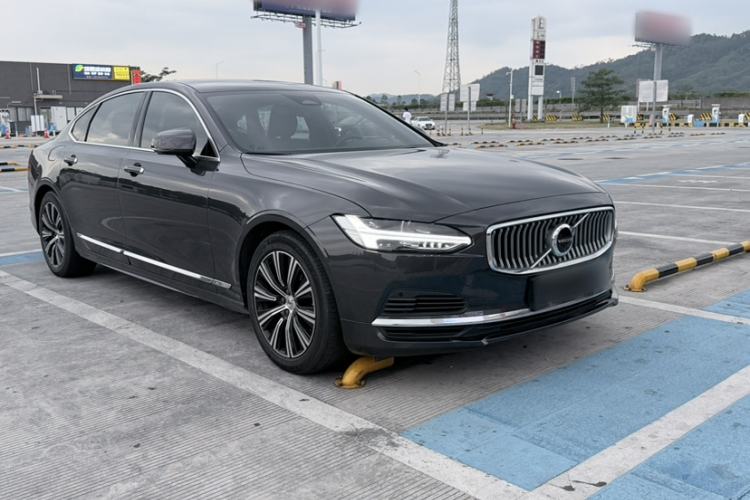 Used Volvo S90 New Energy 2022 T8 eDrive Hybrid Luxury Edition Exterior 2