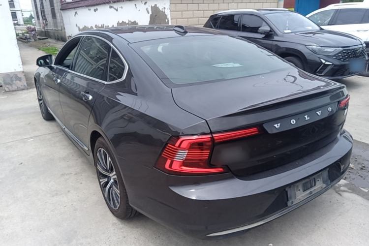 Used Volvo S90 New Energy 2022 T8 eDrive Hybrid Luxury Edition Exterior 2