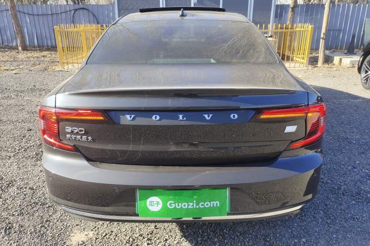 Used Volvo S90 New Energy 2022 T8 eDrive Hybrid Luxury Edition Exterior 4