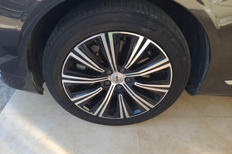 Used Volvo S90 New Energy 2022 Restyled T8 E-Drive Hybrid Zhiyi Luxury Edition Exterior 7