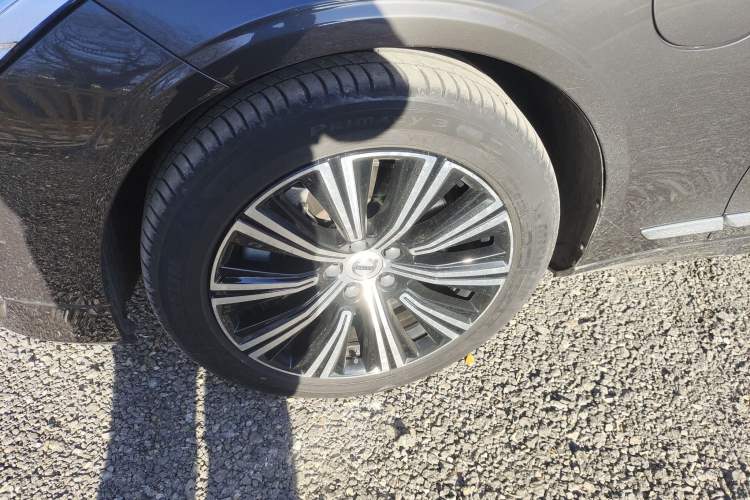 Used Volvo S90 New Energy 2022 T8 eDrive Hybrid Luxury Edition Exterior 7