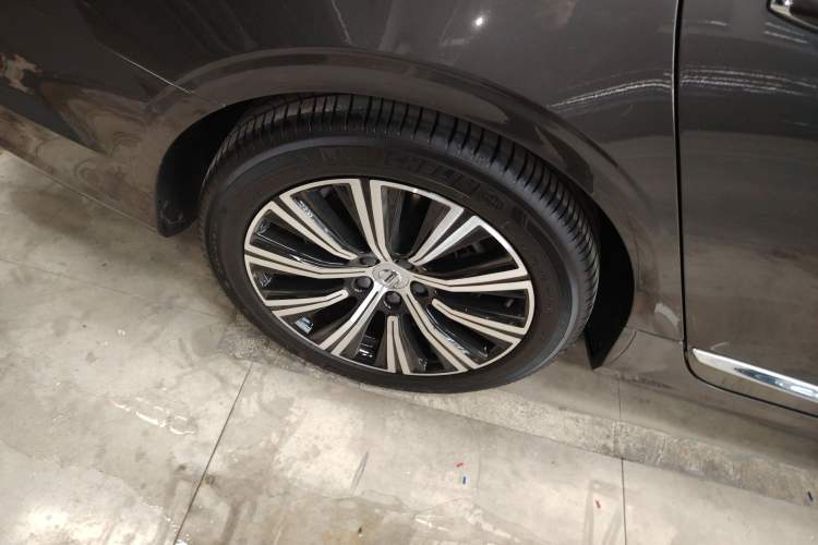 Used Volvo S90 New Energy 2022 T8 eDrive Hybrid Luxury Edition Exterior 8