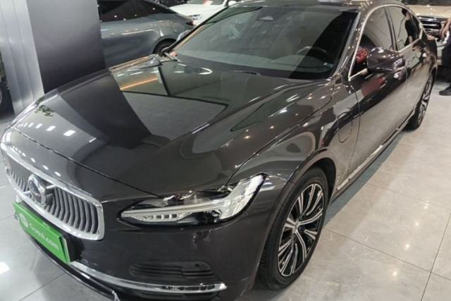 Used Volvo S90 New Energy 2022 T8 eDrive Hybrid Luxury Edition