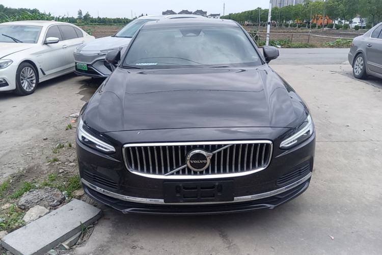 Used Volvo S90 New Energy 2022 T8 eDrive Hybrid Luxury Edition Front