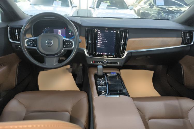 Used Volvo S90 New Energy 2022 T8 eDrive Hybrid Luxury Edition Interior 2