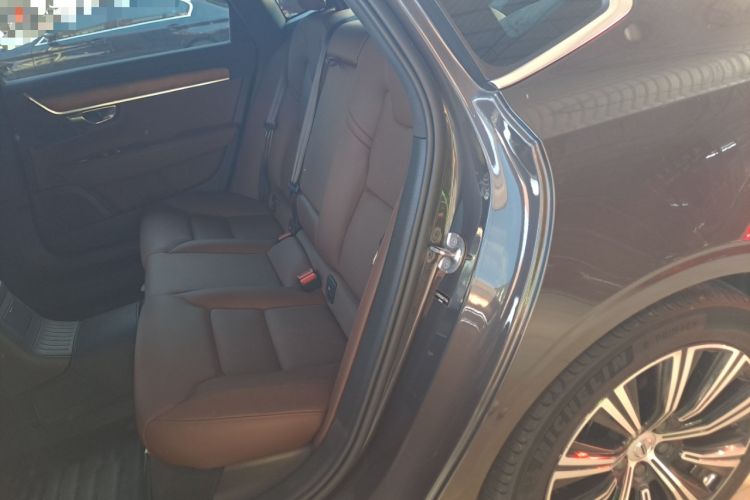 Used Volvo S90 New Energy 2022 Restyled T8 E-Drive Hybrid Zhiyi Luxury Edition Interior 4