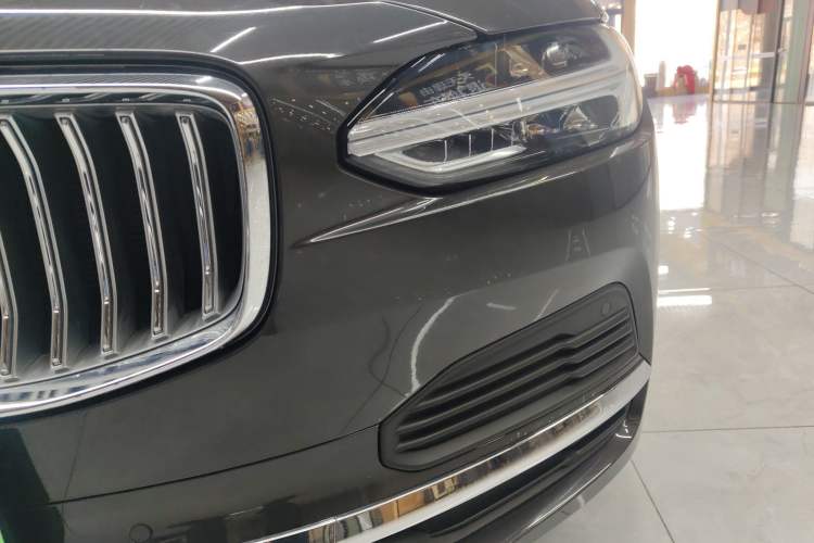 Used Volvo S90 New Energy 2022 T8 eDrive Hybrid Luxury Edition Left Front Headlight