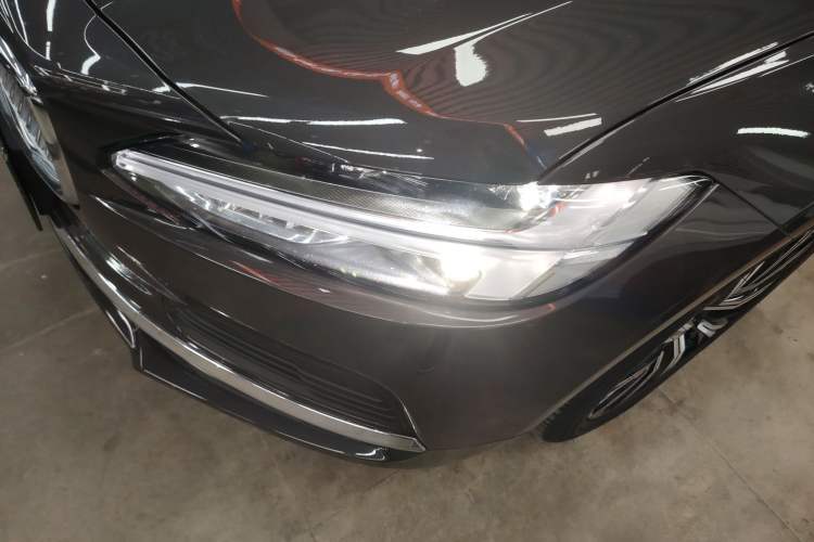 Used Volvo S90 New Energy 2022 T8 eDrive Hybrid Luxury Edition Left Front Headlight