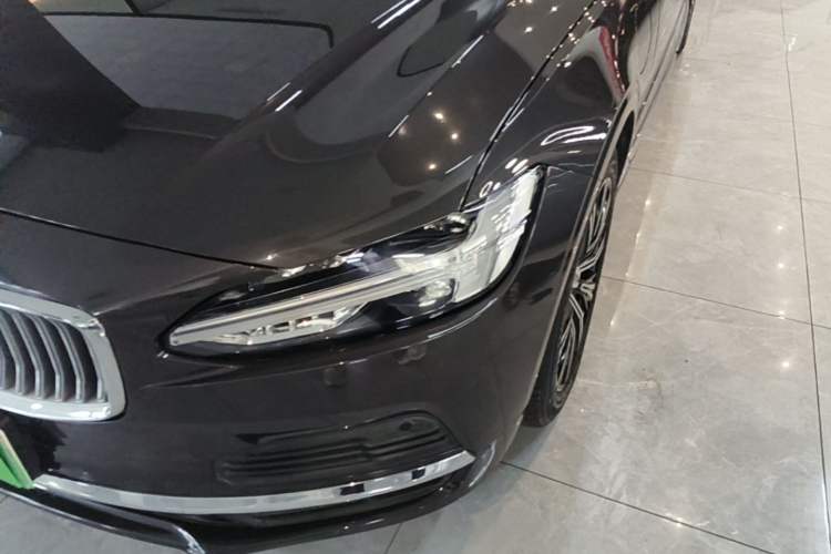 Used Volvo S90 New Energy 2022 T8 eDrive Hybrid Luxury Edition Left Front Headlight