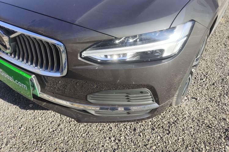 Used Volvo S90 New Energy 2022 T8 eDrive Hybrid Luxury Edition Left Front Headlight