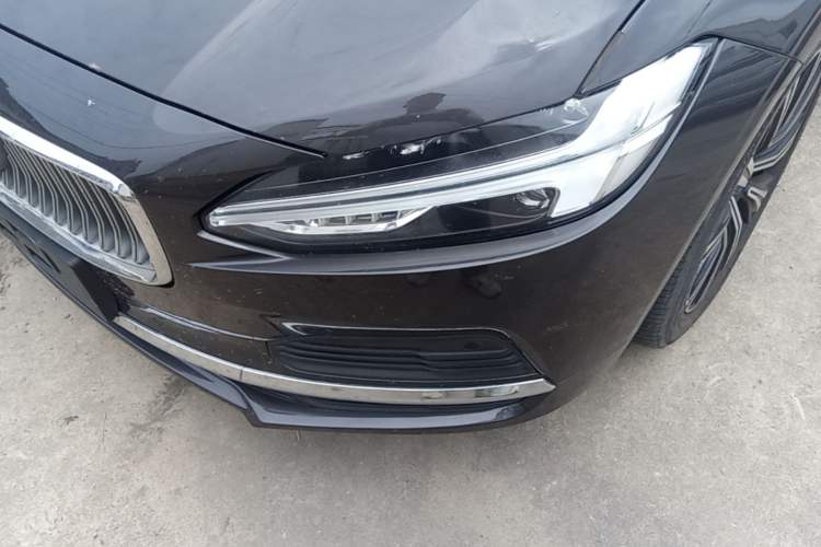 Used Volvo S90 New Energy 2022 T8 eDrive Hybrid Luxury Edition Left Front Headlight