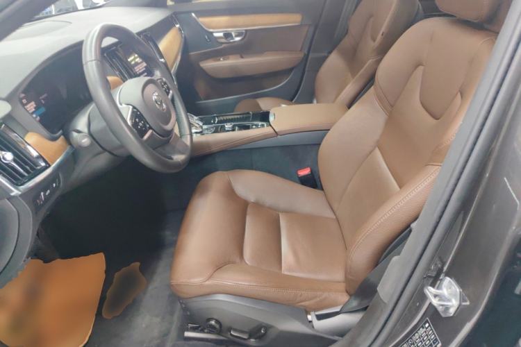 Used Volvo S90 New Energy 2022 T8 eDrive Hybrid Luxury Edition Left Front Seat