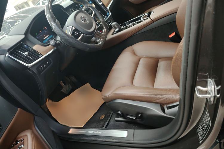 Used Volvo S90 New Energy 2022 T8 eDrive Hybrid Luxury Edition Left Front Seat