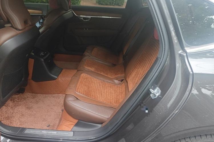Used Volvo S90 New Energy 2022 T8 eDrive Hybrid Luxury Edition Left Rear Seat