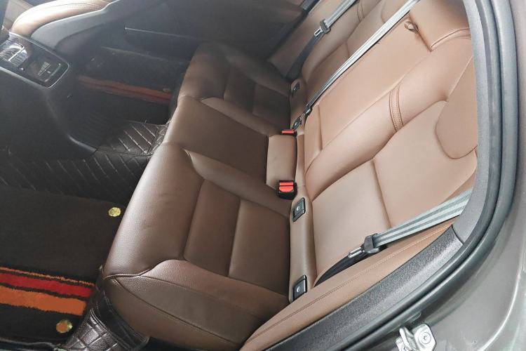 Used Volvo S90 New Energy 2022 Restyled T8 E-Drive Hybrid Zhiyi Luxury Edition Left Rear Seat