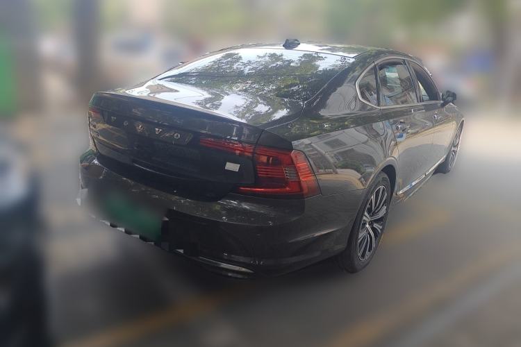 Used Volvo S90 New Energy 2022 T8 eDrive Hybrid Luxury Edition Rear Right 45 Deg