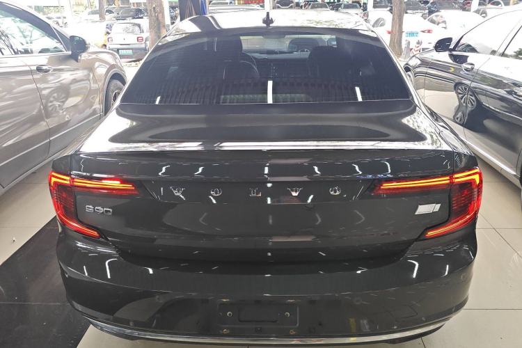 Used Volvo S90 New Energy 2022 Restyled T8 E-Drive Hybrid Zhiyi Luxury Edition Rear