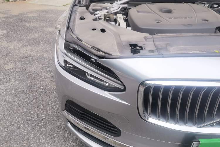 Used Volvo S90 New Energy 2022 Restyled T8 E-Drive Hybrid Zhiyi Luxury Edition Right Front Headlight