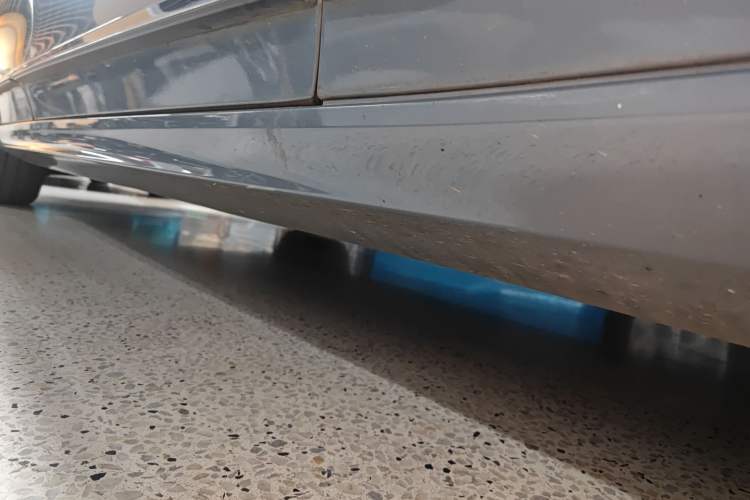Used Volvo S90 New Energy 2022 T8 eDrive Hybrid Luxury Edition Right Side Sill