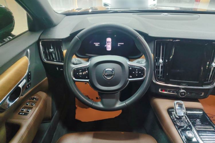 Used Volvo S90 New Energy 2022 T8 eDrive Hybrid Luxury Edition Steering Wheel